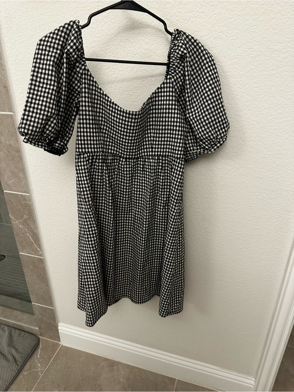 Euc pomander place dress size xs